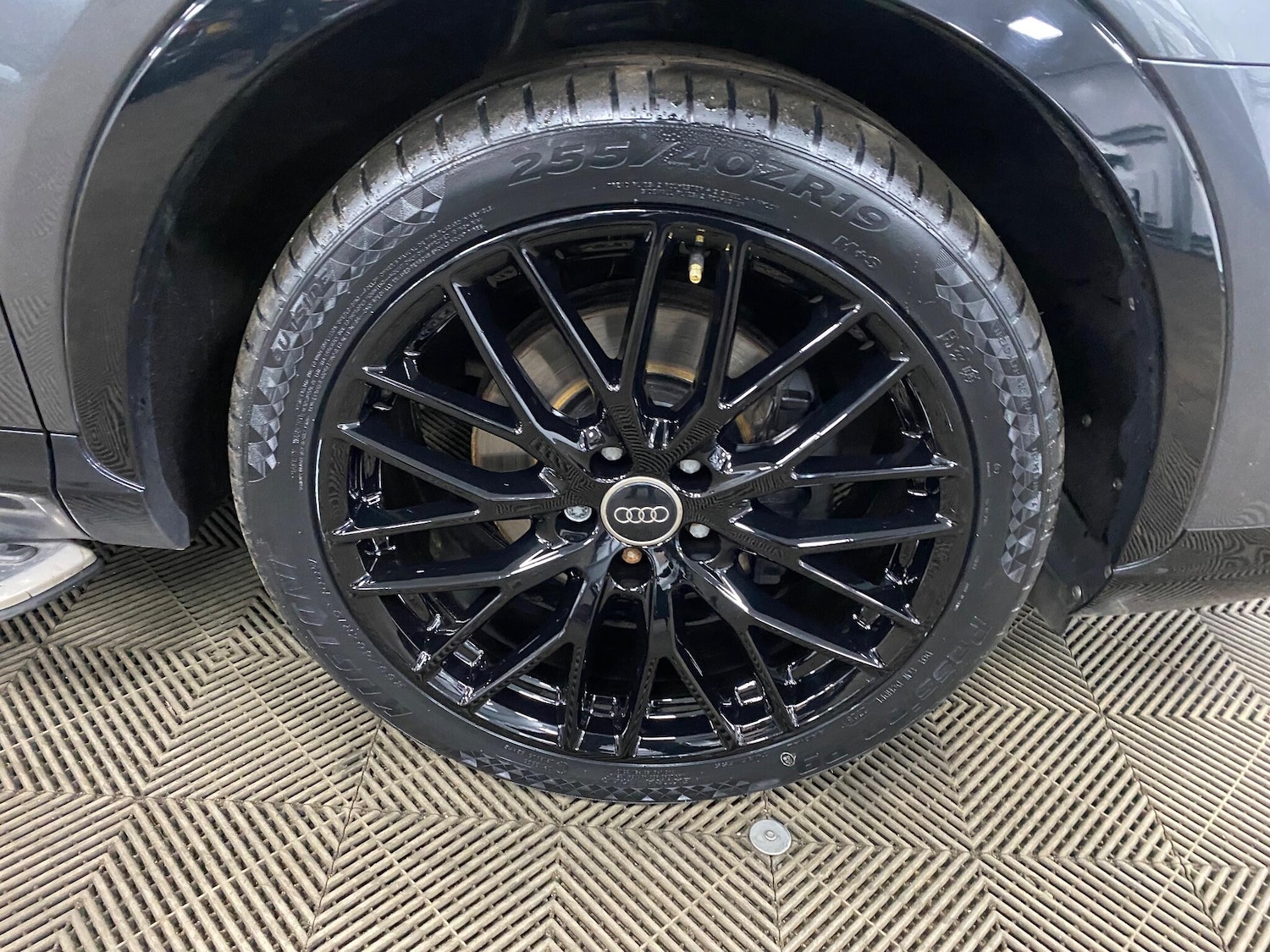 Used Audi Q3 2017 for sale - 77015485: Photo 40