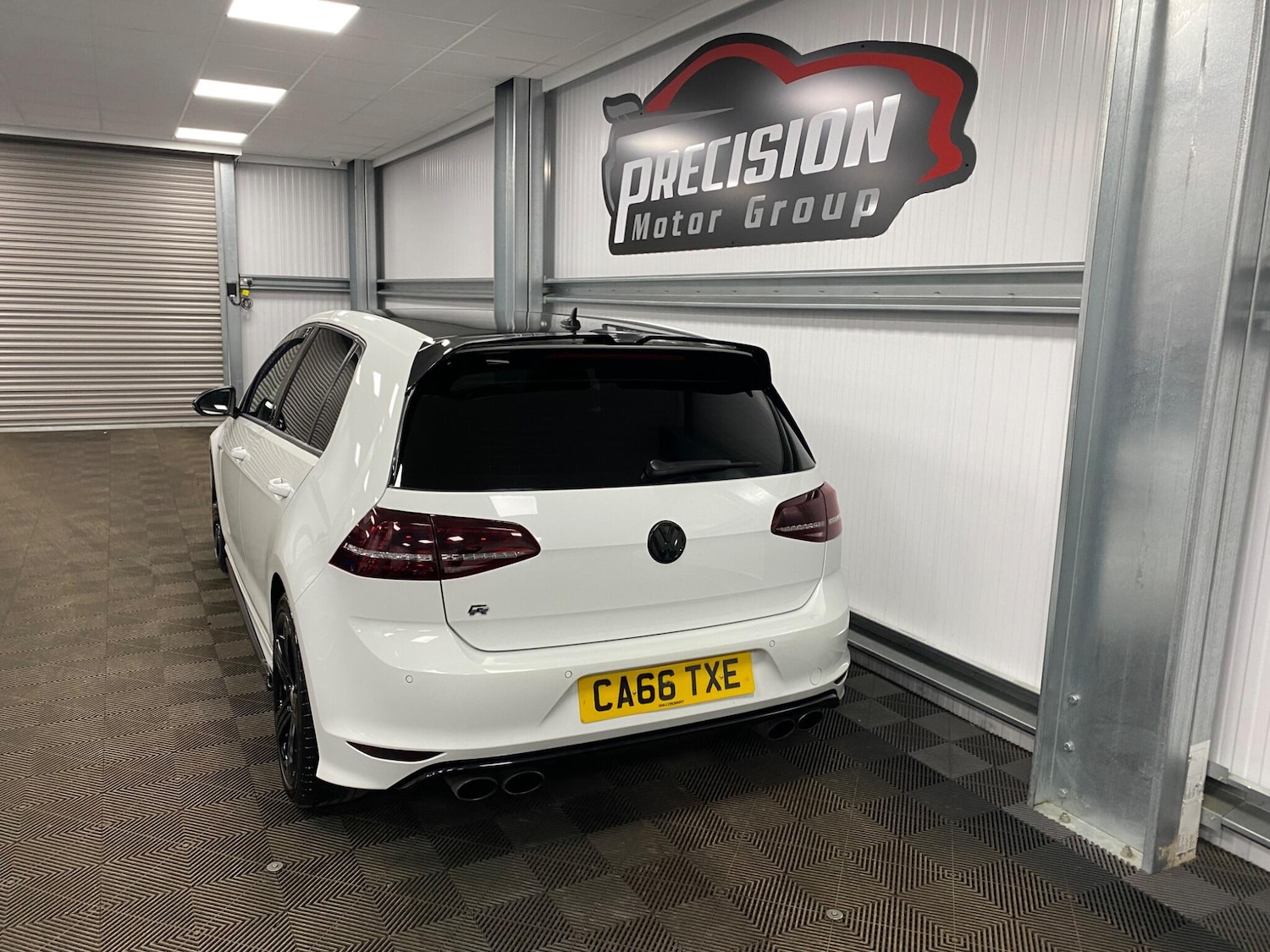 Used Volkswagen Golf 2017 for sale - 76371368: Photo 19