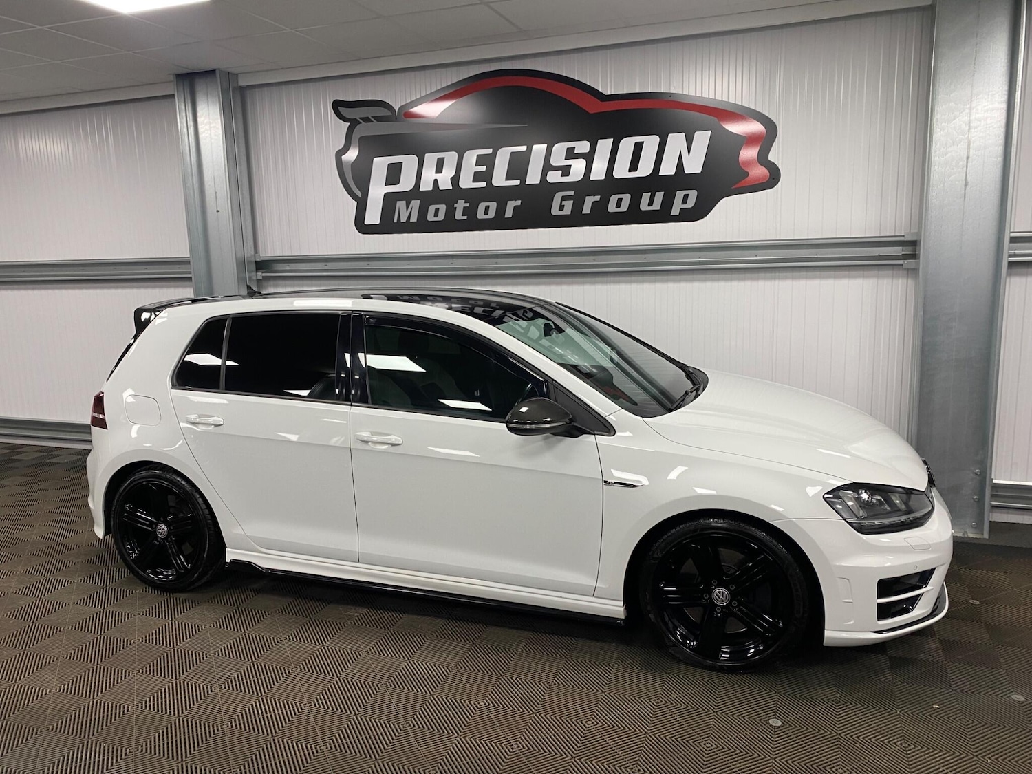 Used Volkswagen Golf 2017 for sale - 76371368: Photo 28