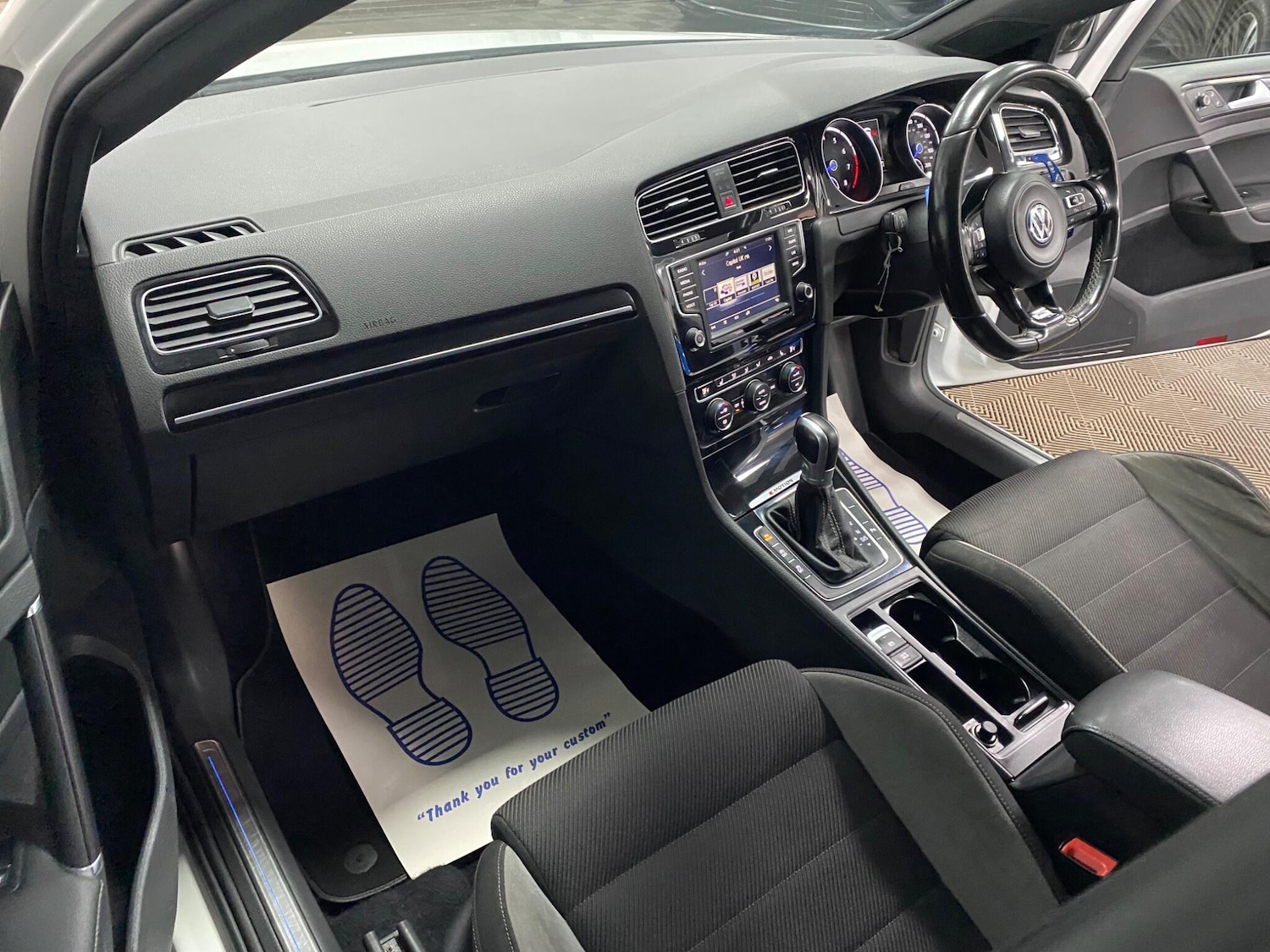 Used Volkswagen Golf 2017 for sale - 76371368: Photo 34