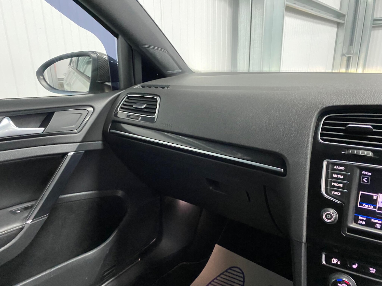 Used Volkswagen Golf 2017 for sale - 76371368: Photo 36