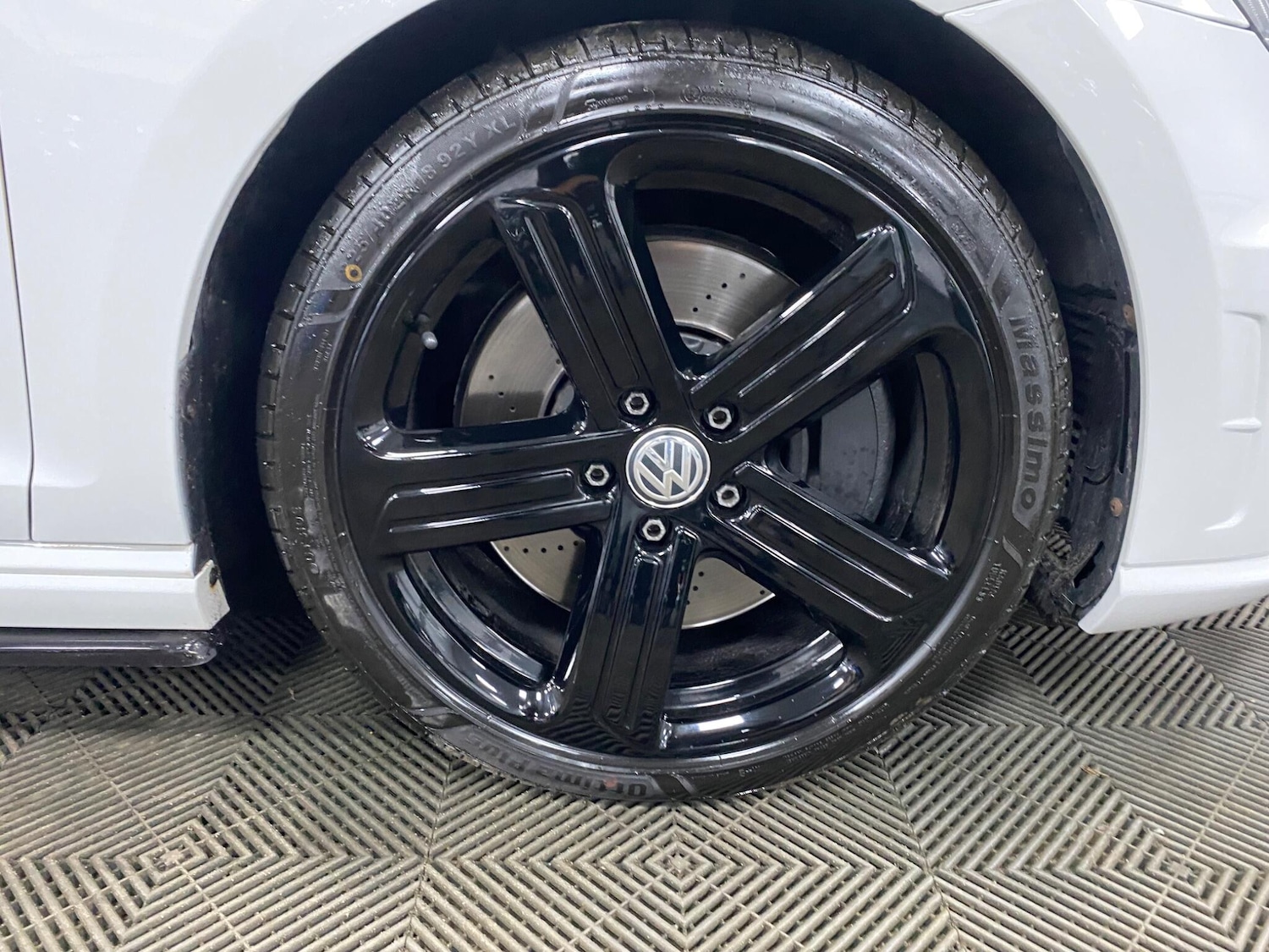 Used Volkswagen Golf 2017 for sale - 76371368: Photo 49