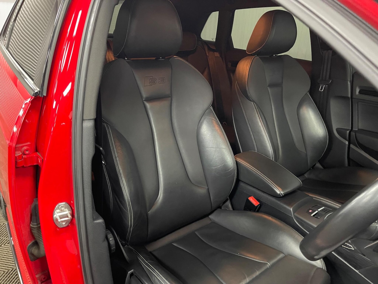 Used Audi A3 2014 for sale - 77940069: Photo 35