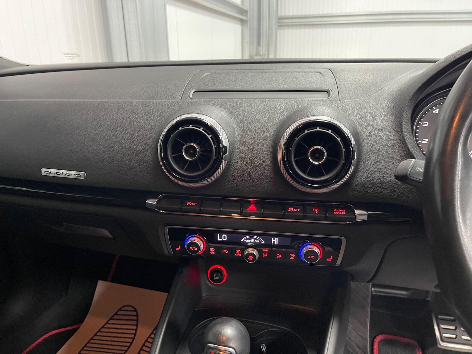 Used Audi A3 2014 for sale - 77940069: Photo 40