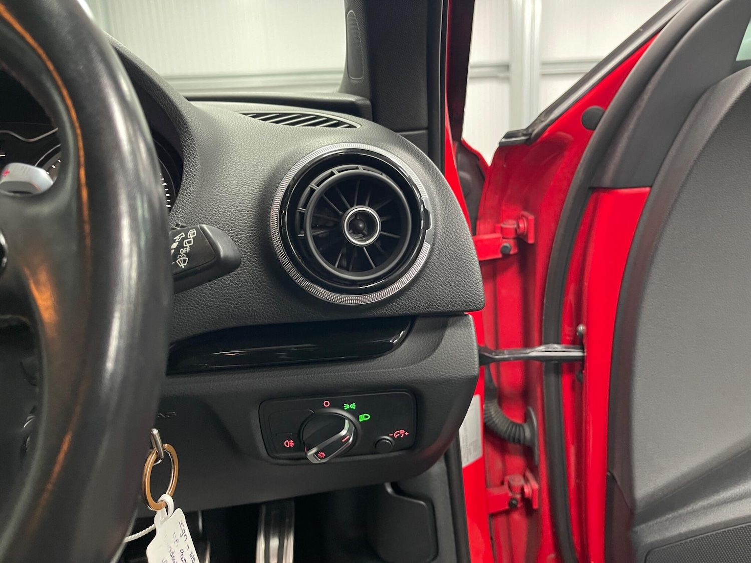 Used Audi A3 2014 for sale - 77940069: Photo 42