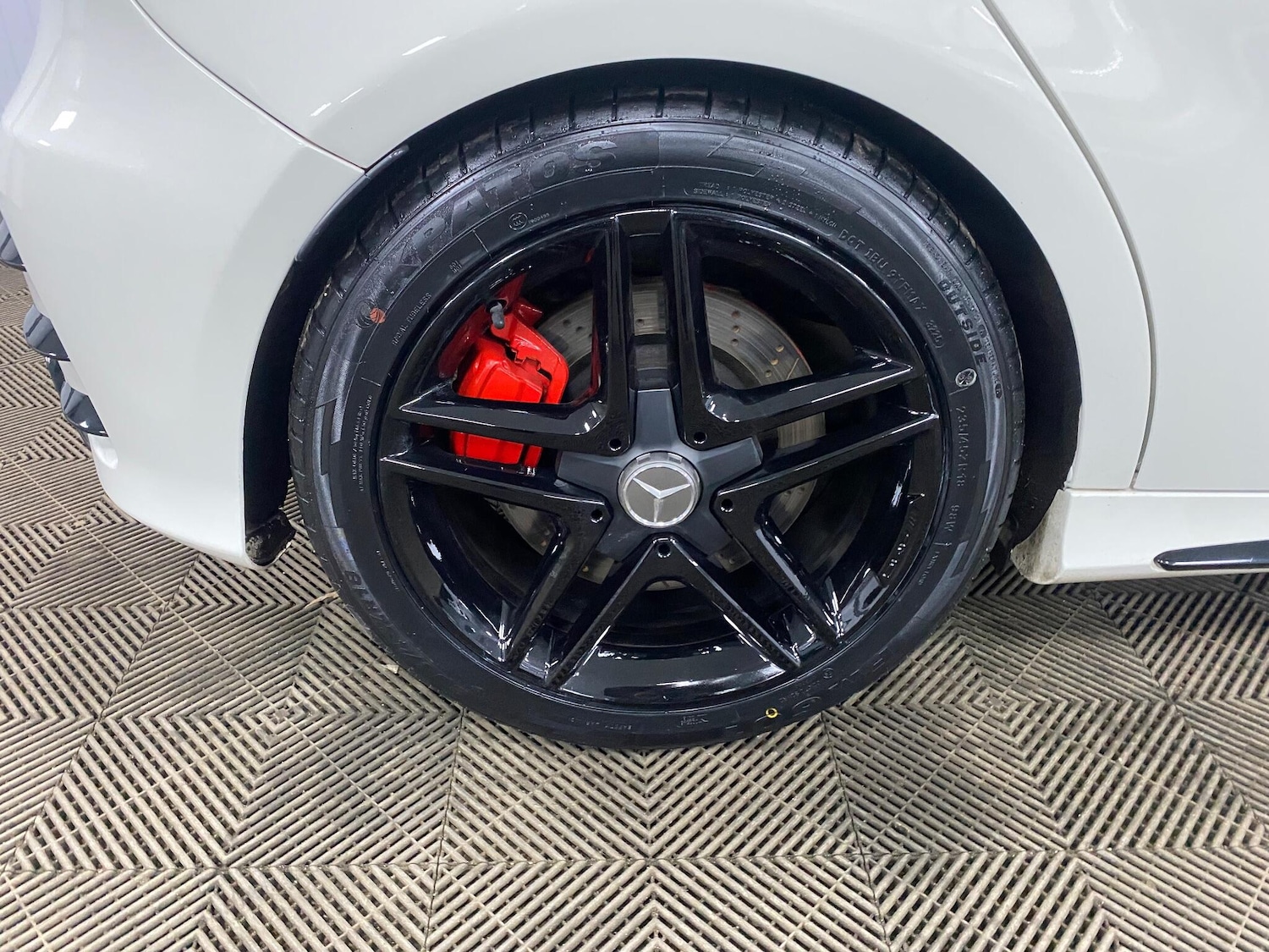 Used Mercedes-Benz A-Class 2013 for sale - 77057211: Photo 32