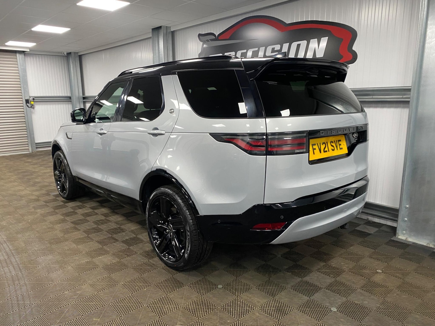 Used Land Rover Discovery 2021 for sale - 77291715: Photo 10