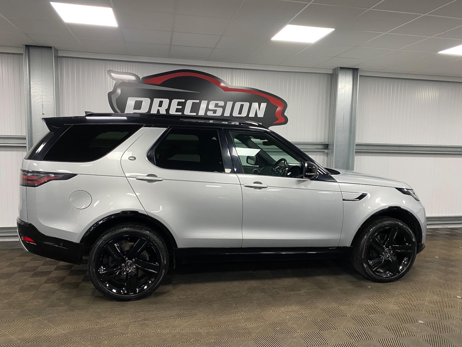 Used Land Rover Discovery 2021 for sale - 77291715: Photo 24