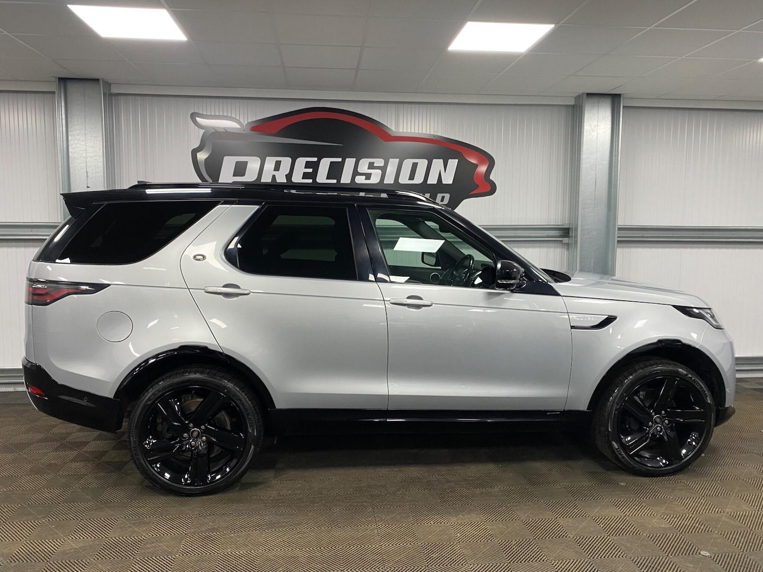 Used Land Rover Discovery 2021 for sale - 77291715: Photo 25