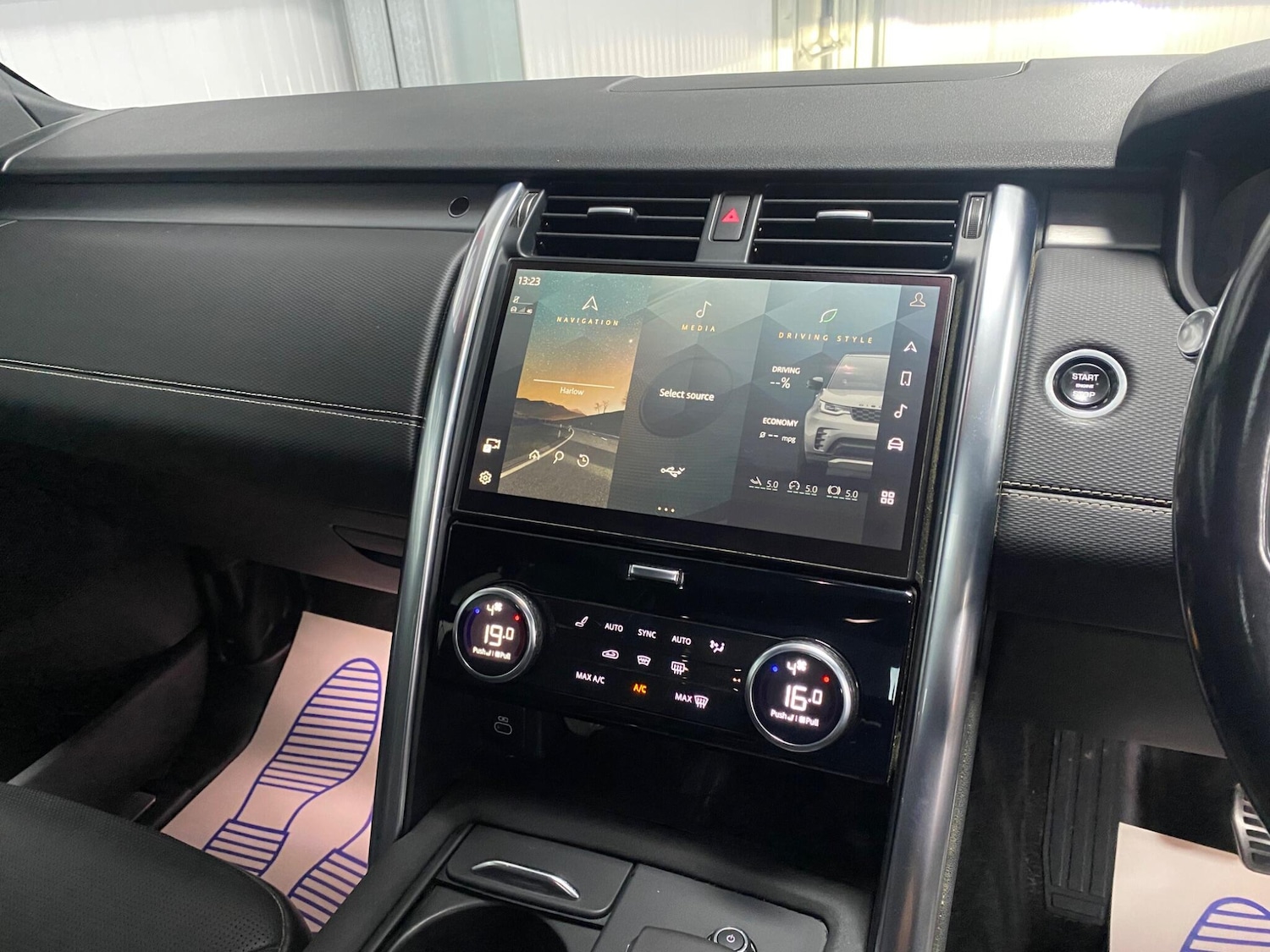 Used Land Rover Discovery 2021 for sale - 77291715: Photo 33