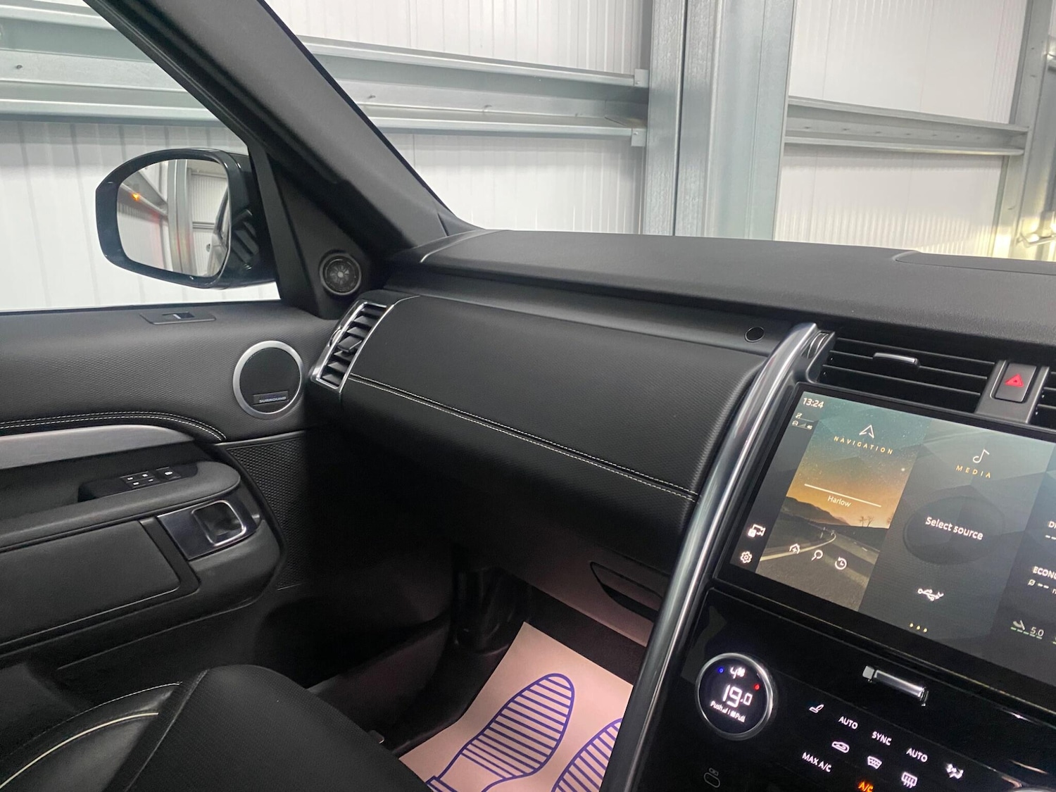 Used Land Rover Discovery 2021 for sale - 77291715: Photo 34