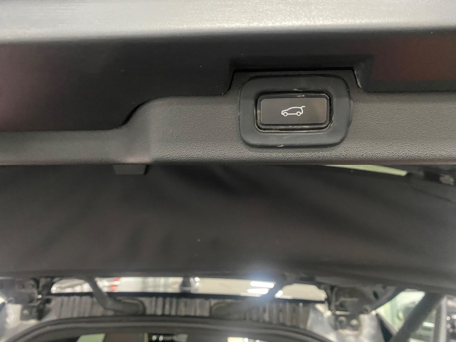 Used Land Rover Discovery 2021 for sale - 77291715: Photo 36