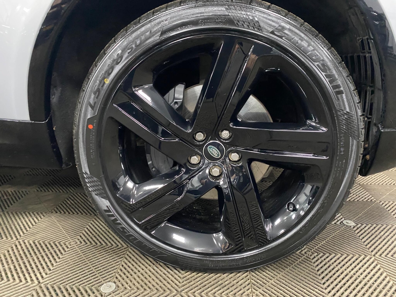 Used Land Rover Discovery 2021 for sale - 77291715: Photo 48