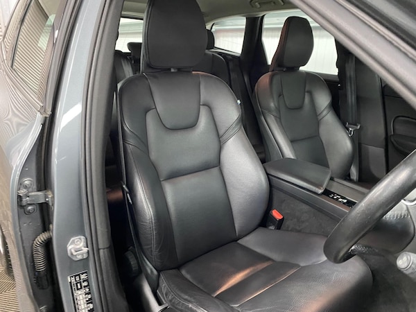 Used Volvo XC60 2018 for sale - 76026719: Photo 35