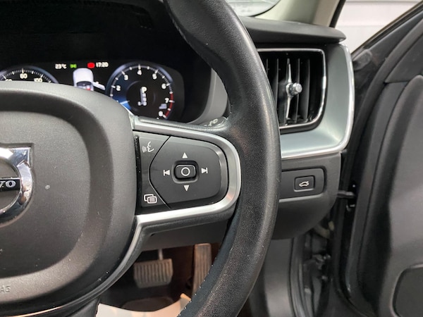 Used Volvo XC60 2018 for sale - 76026719: Photo 40