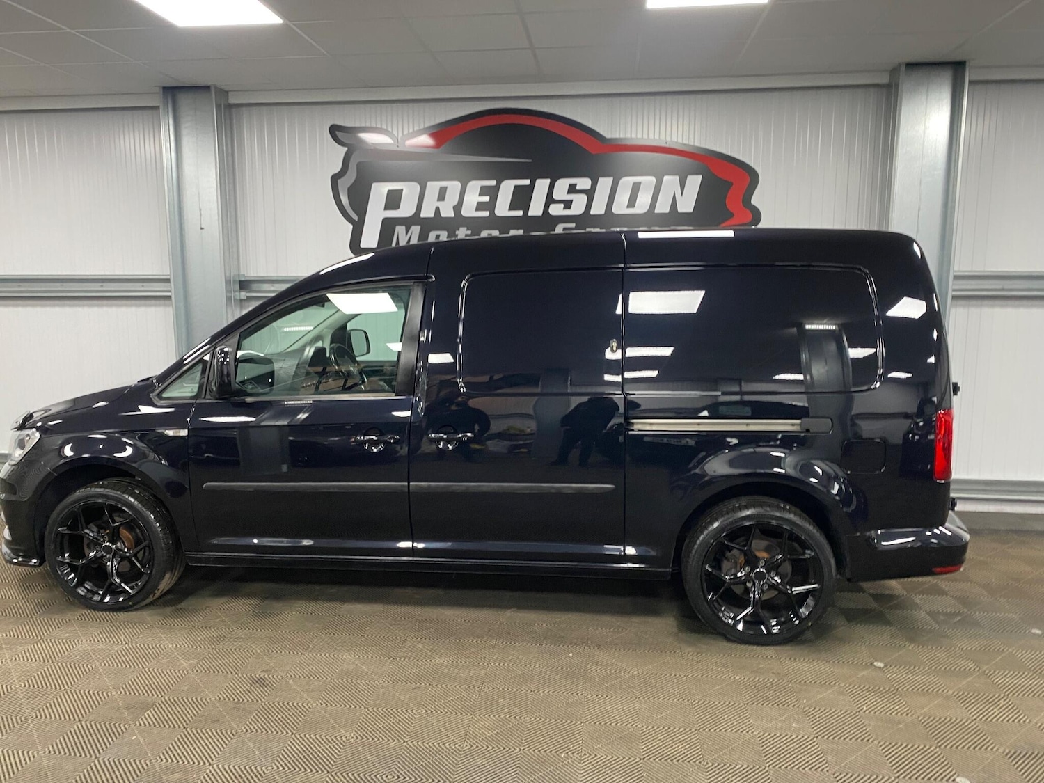 Used Volkswagen Caddy Maxi 2017 for sale - 76715117: Photo 12