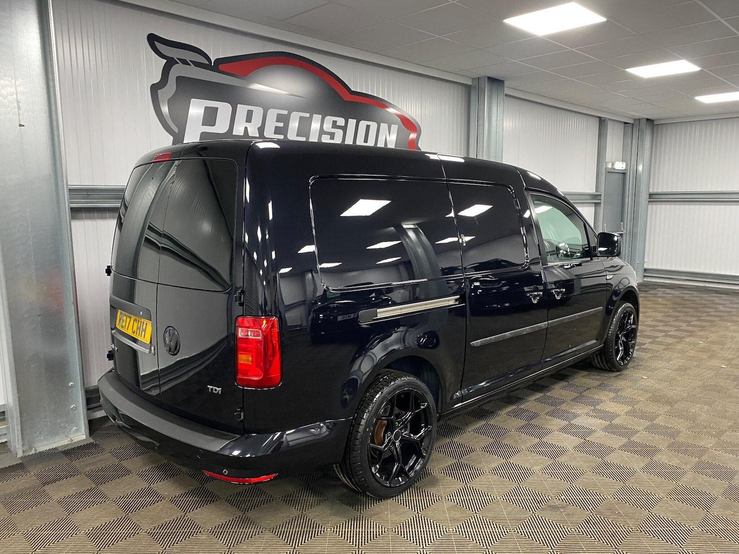 Used Volkswagen Caddy Maxi 2017 for sale - 76715117: Photo 25