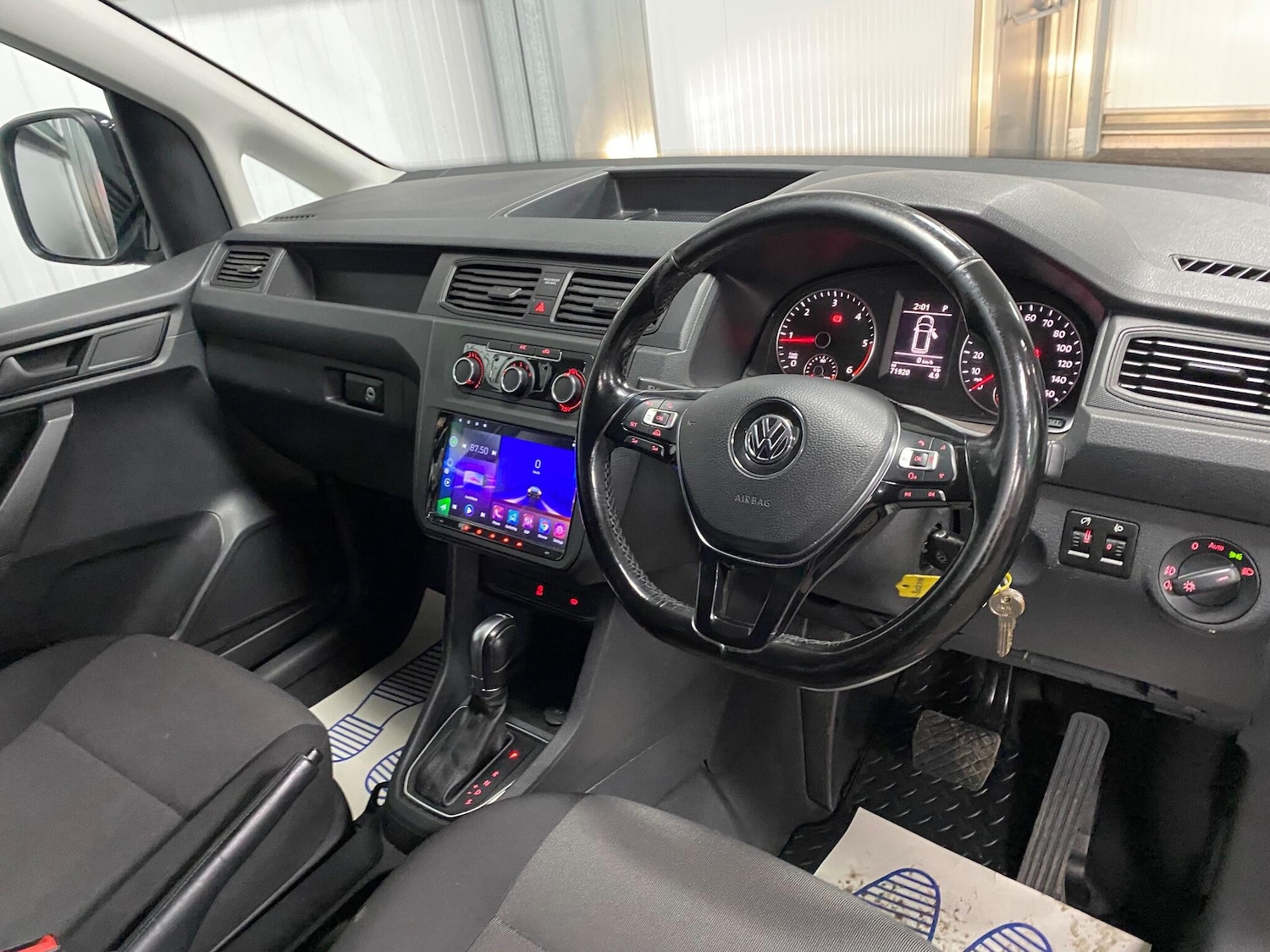 Used Volkswagen Caddy Maxi 2017 for sale - 76715117: Photo 33