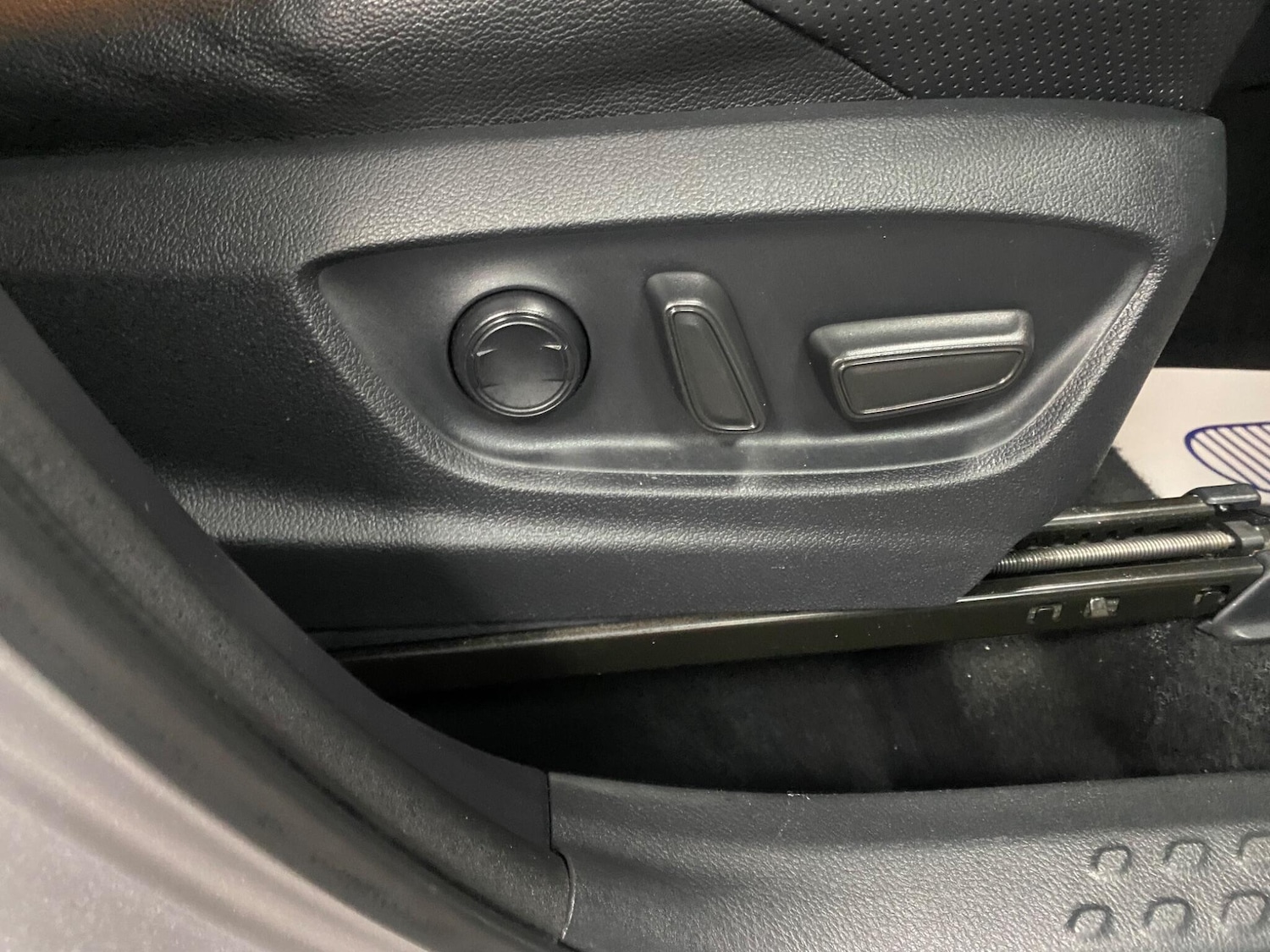 Used Toyota C-HR 2020 for sale - 77175550: Photo 40