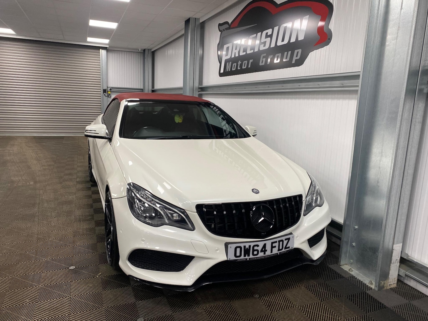 Used Mercedes-Benz E Class for sale - 77809204: Photo 4