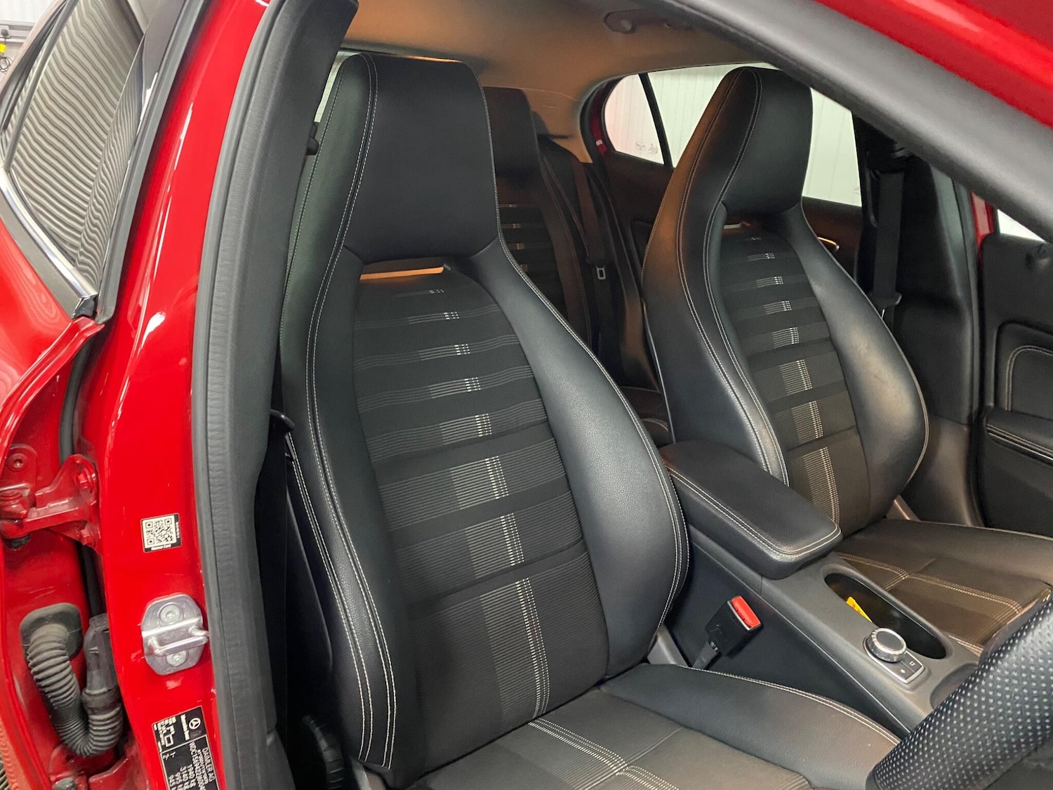 Used Mercedes-Benz GLA 2019 for sale - 77455299: Photo 37