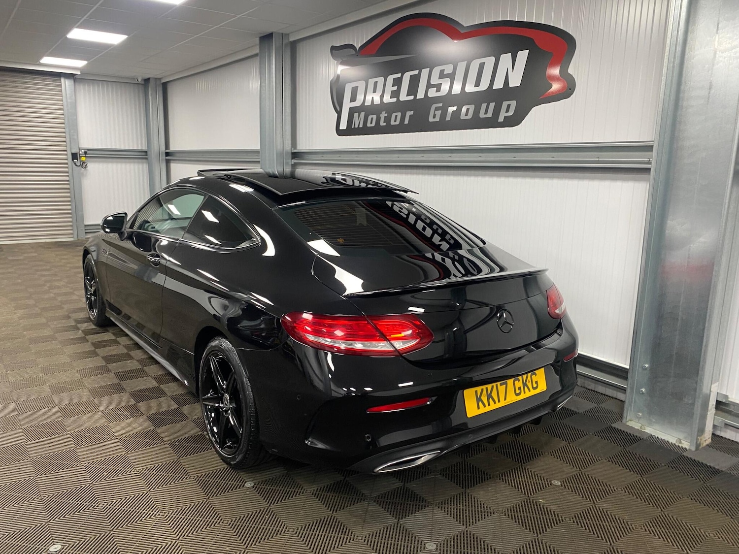 Used Mercedes-Benz C Class 2017 for sale - 76607776: Photo 11