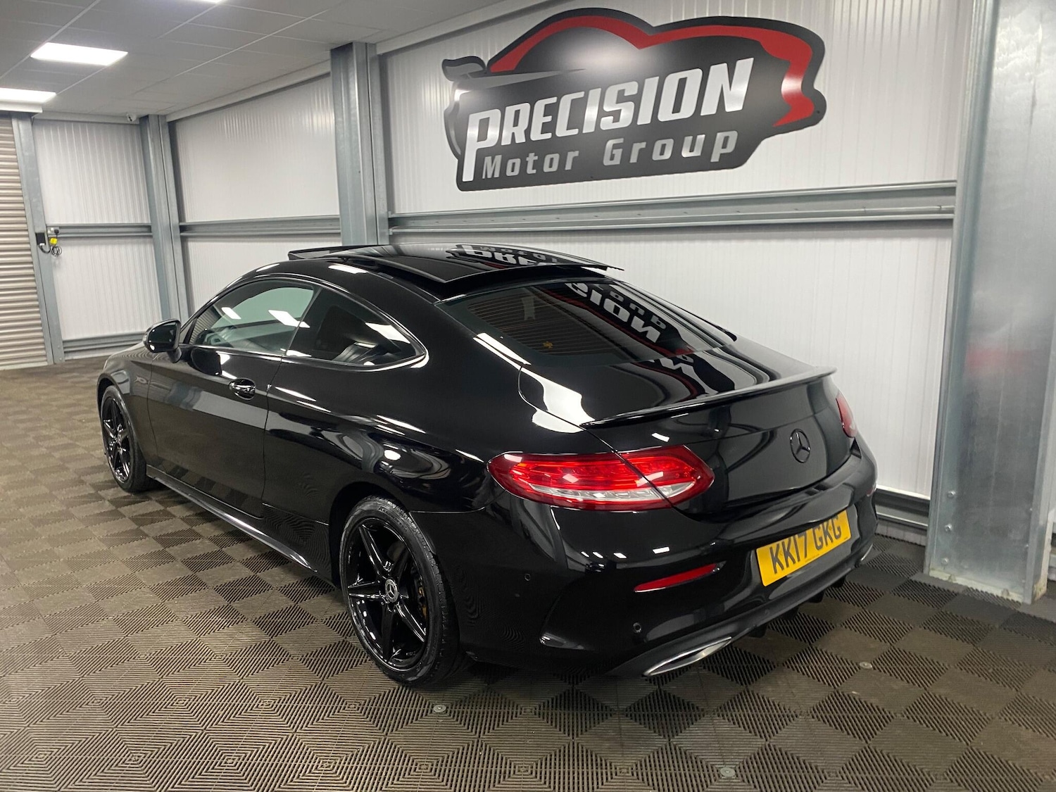 Used Mercedes-Benz C Class 2017 for sale - 76607776: Photo 12