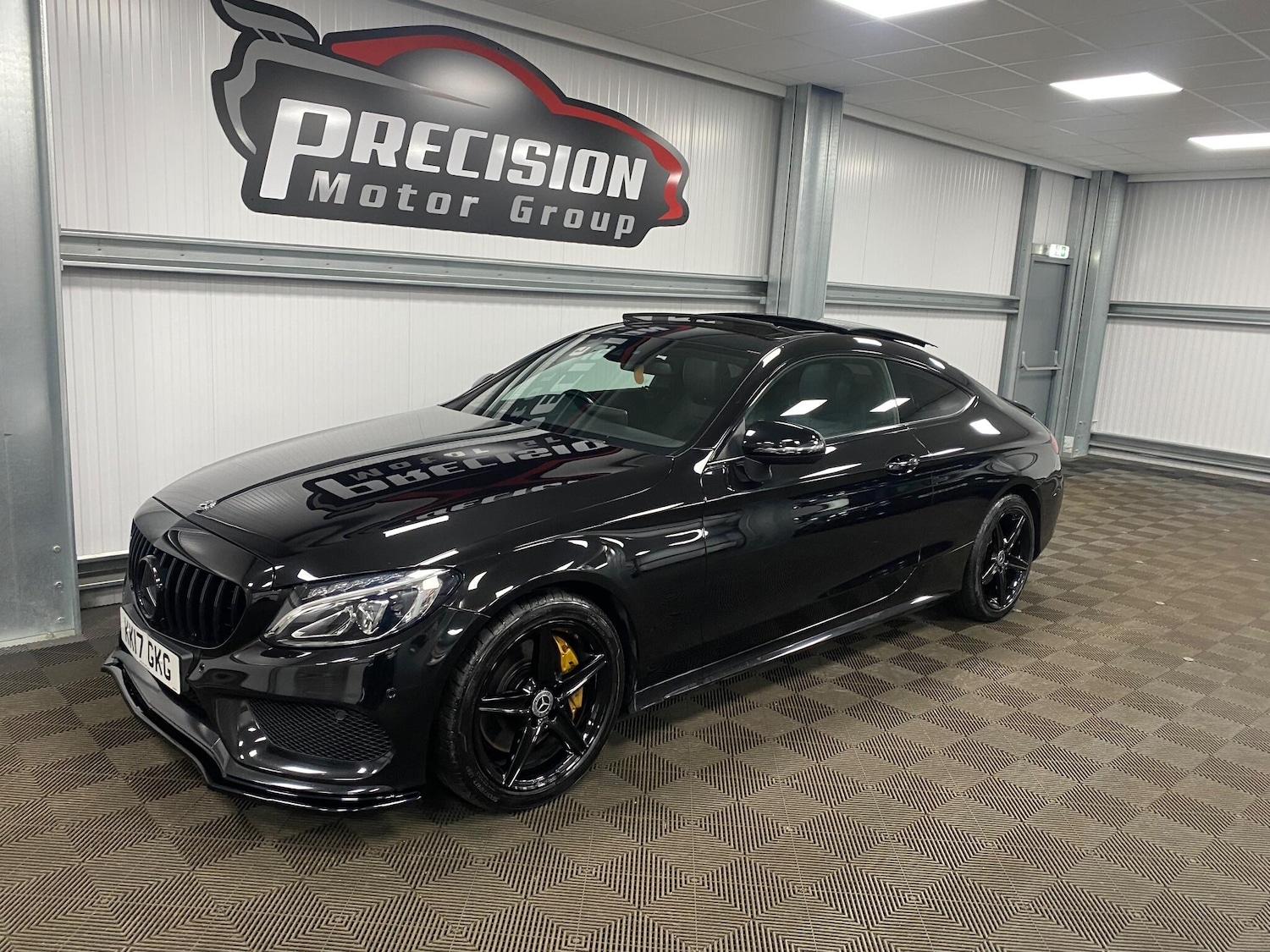 Used Mercedes-Benz C Class 2017 for sale - 76607776: Photo 5