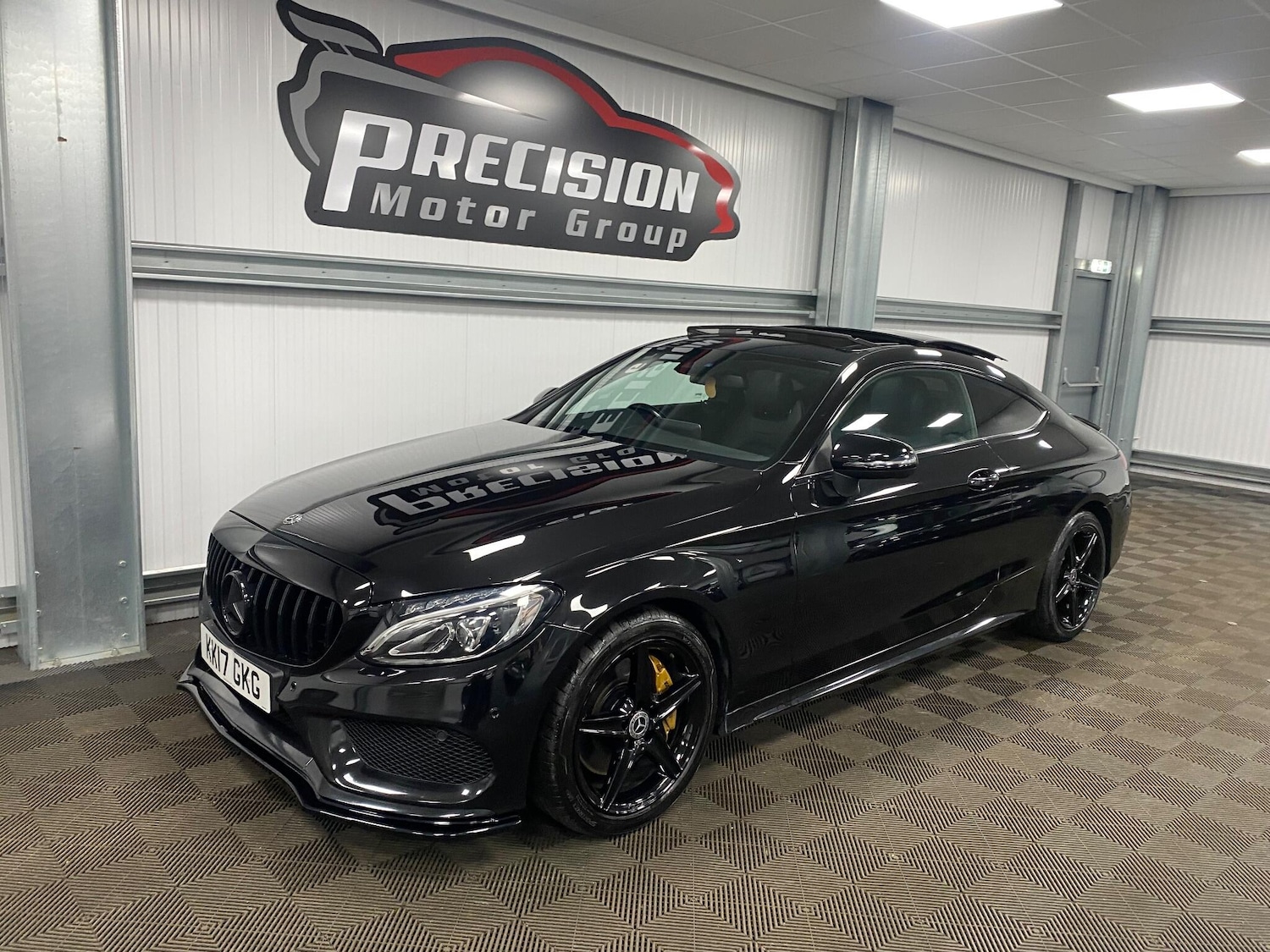 Used Mercedes-Benz C Class 2017 for sale - 76607776: Photo 8