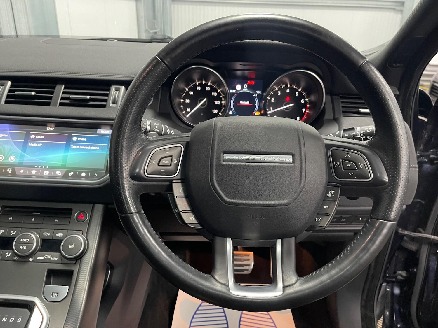 Used Land Rover Range Rover Evoque for sale - 78115995: Photo 33