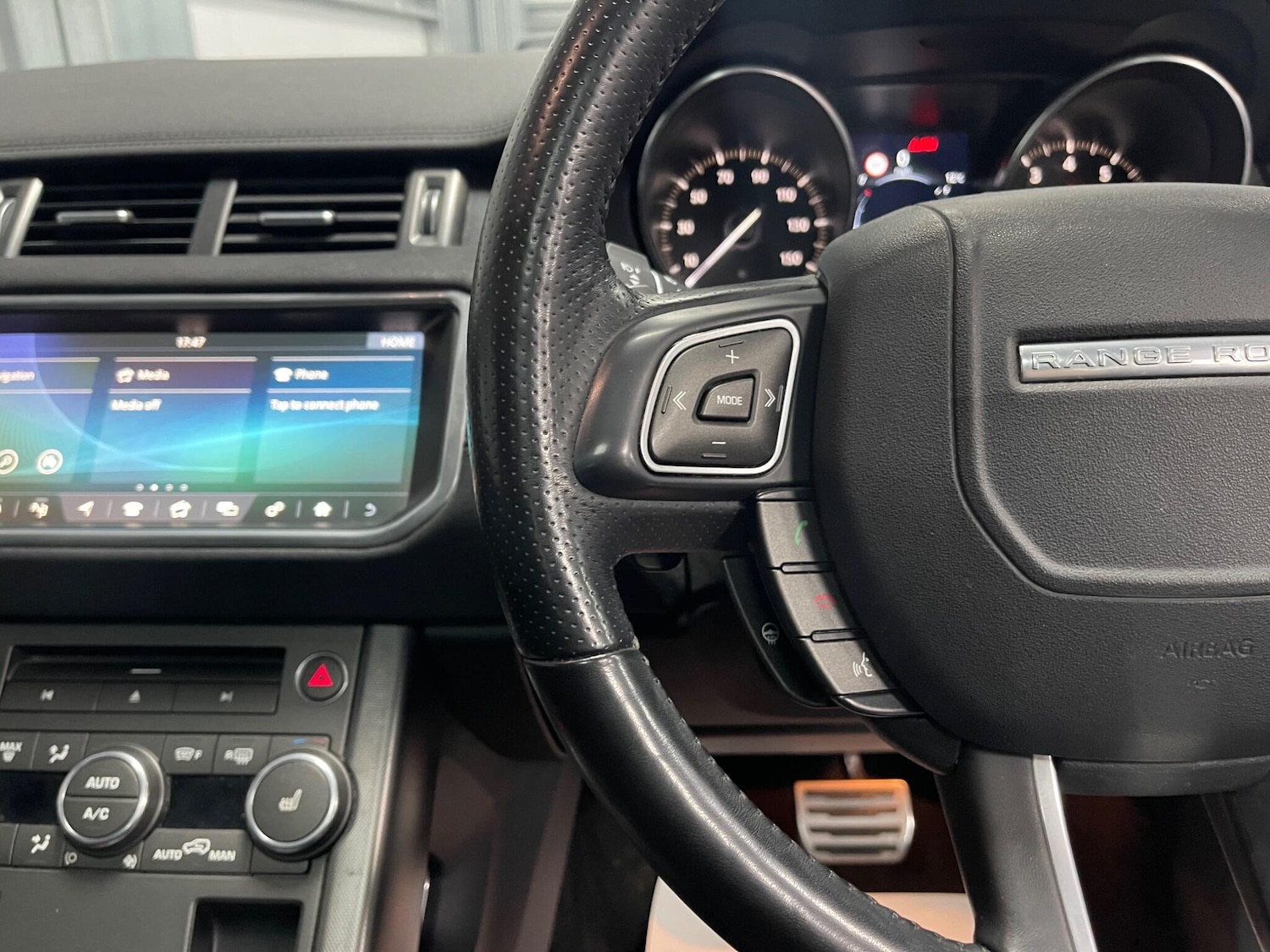 Used Land Rover Range Rover Evoque for sale - 78115995: Photo 43