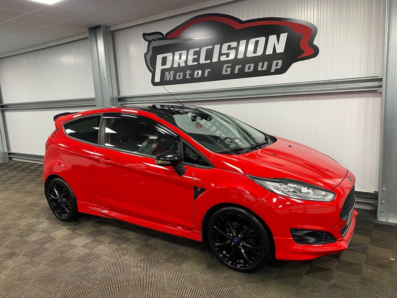 Used Ford Fiesta 2015 for sale - 76850298: Photo 3