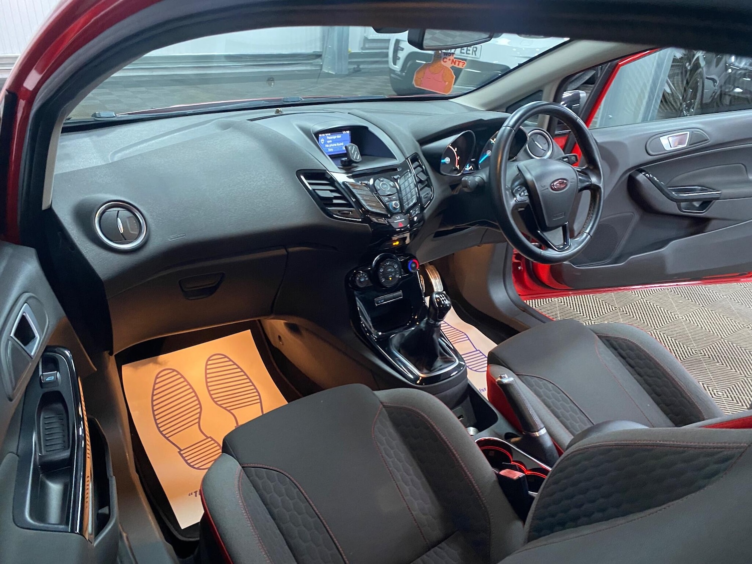 Used Ford Fiesta 2015 for sale - 76850298: Photo 37