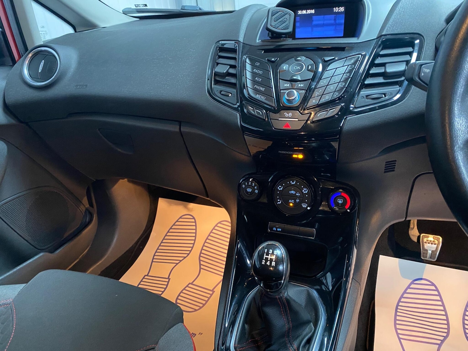 Used Ford Fiesta 2015 for sale - 76850298: Photo 41