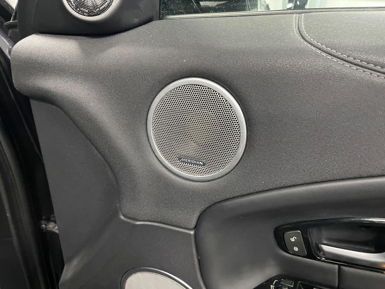 Used Land Rover Range Rover Evoque 2018 for sale - 78148028: Photo 37