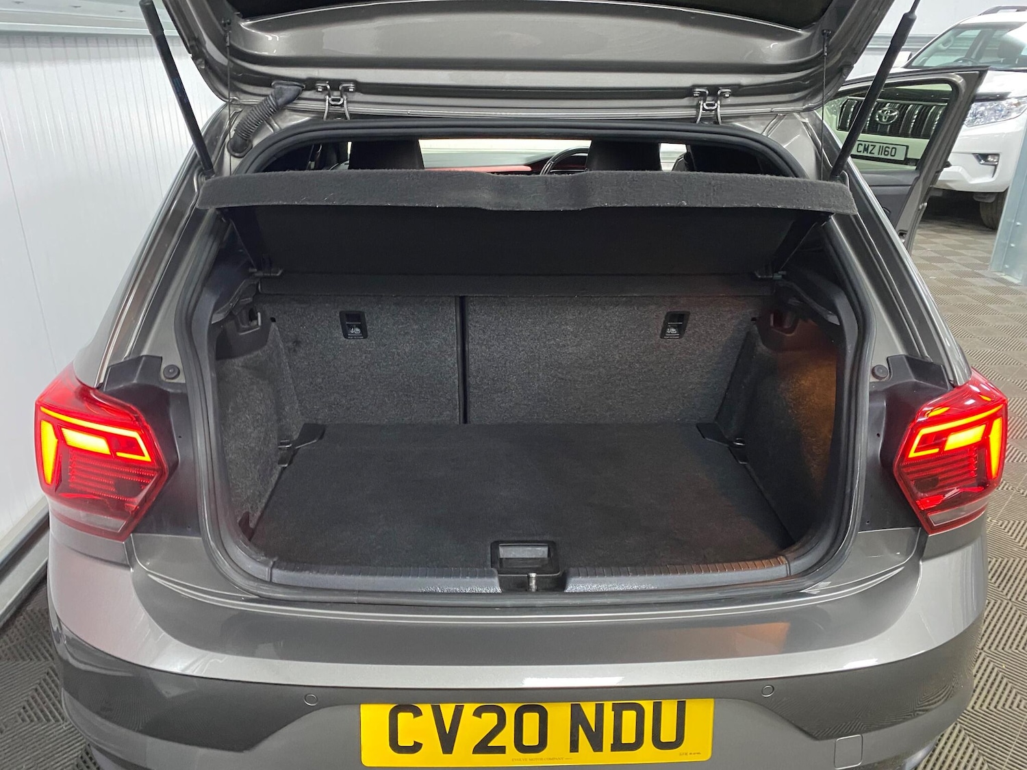 Used Volkswagen Polo 2020 for sale - 77144190: Photo 48