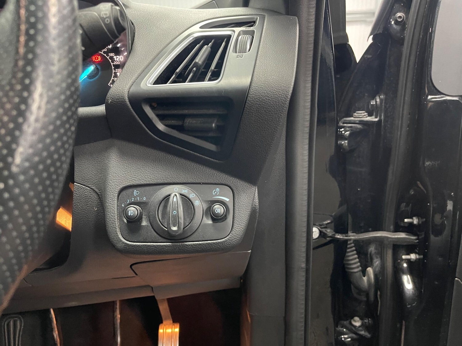 Used Ford Kuga 2019 for sale - 78171107: Photo 42