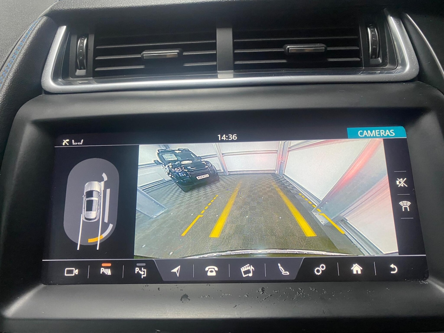 Used Jaguar E-Pace for sale - 77924978: Photo 39