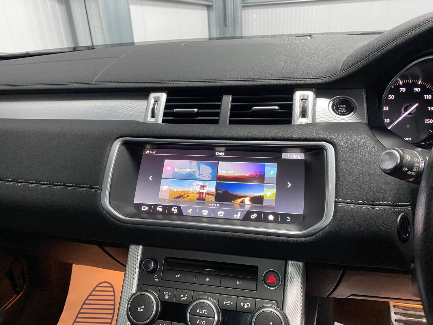 Used Land Rover Range Rover Evoque 2017 for sale - 76597393: Photo 37