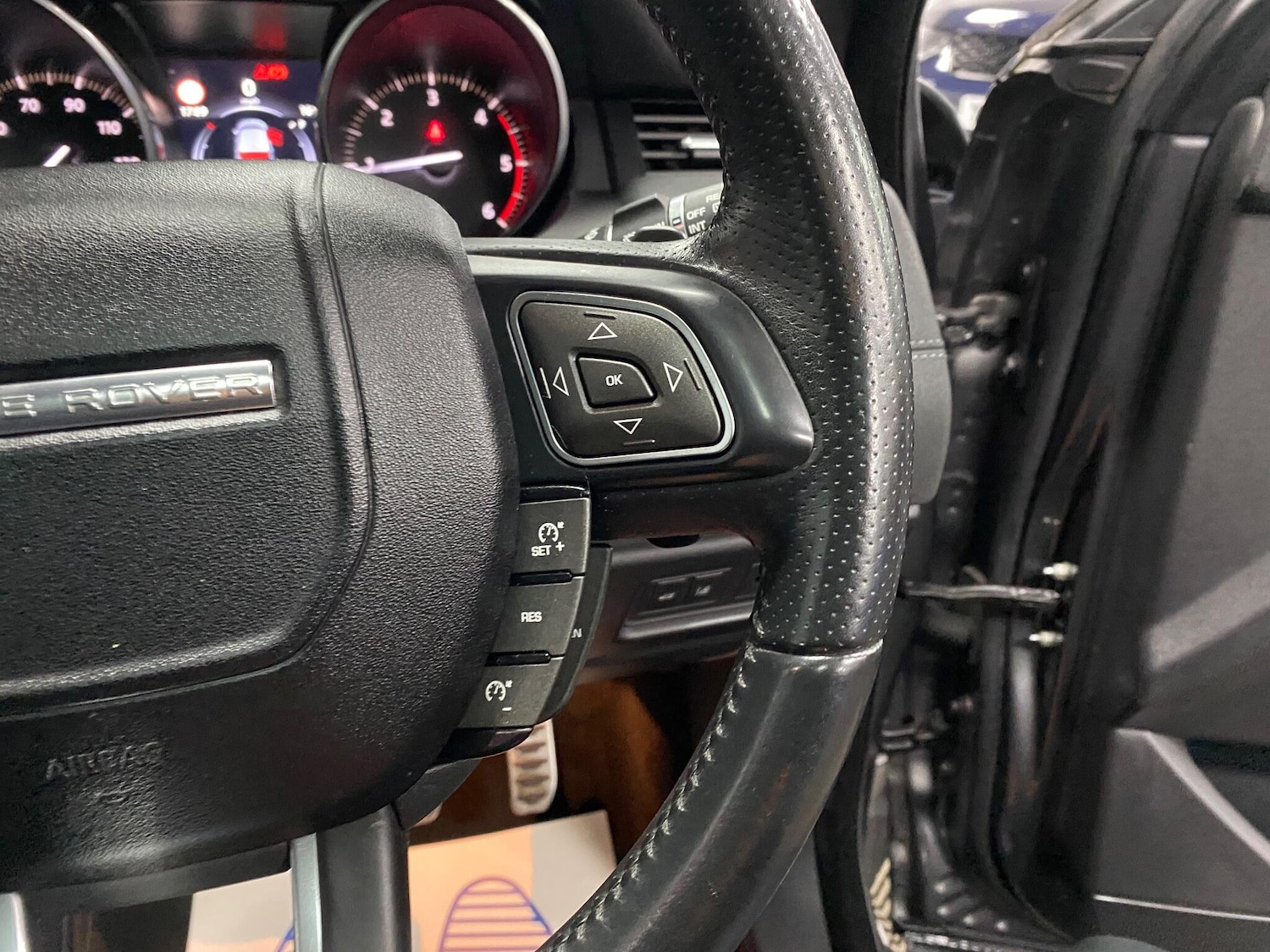 Used Land Rover Range Rover Evoque 2017 for sale - 76597393: Photo 40