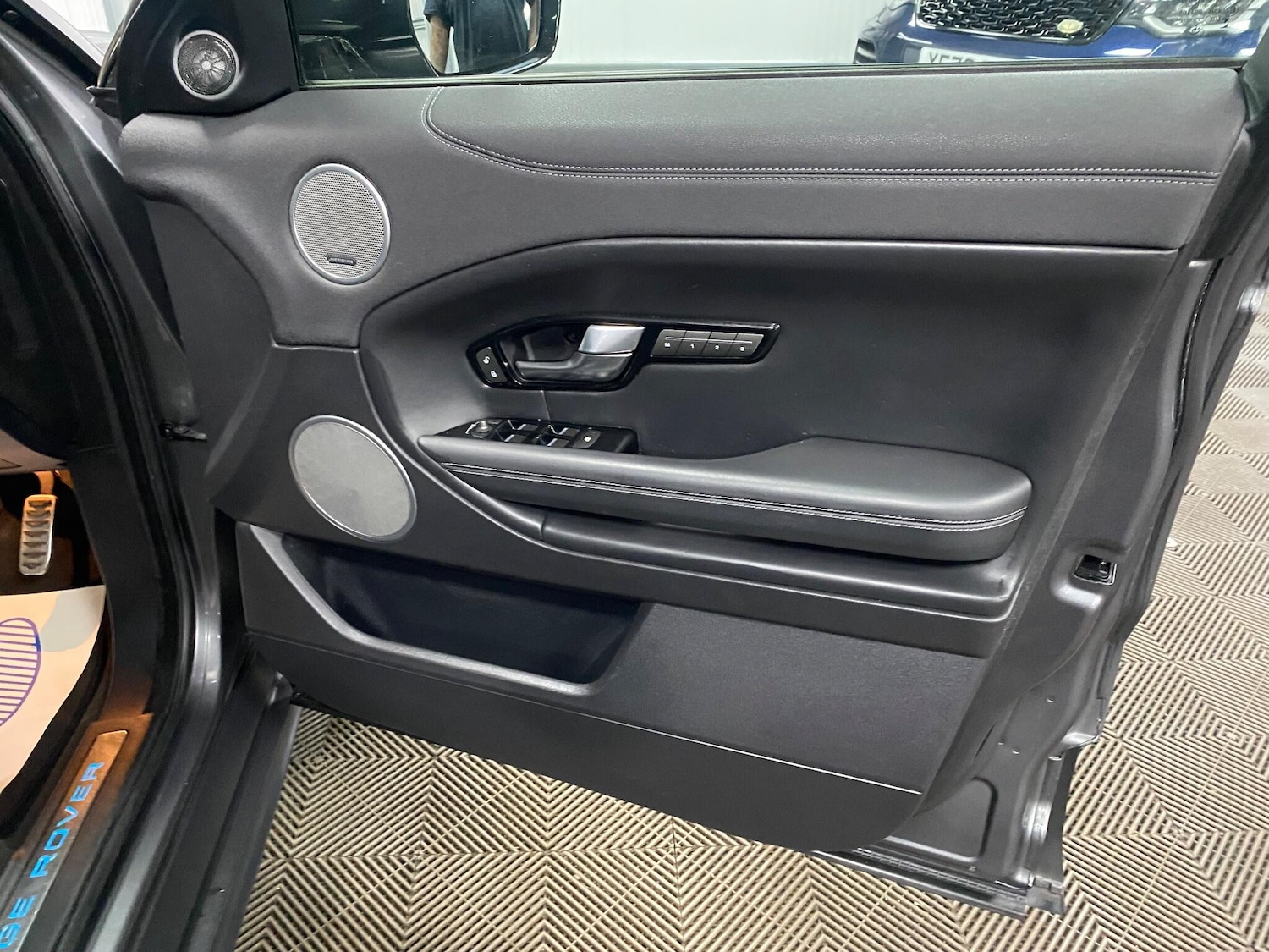 Used Land Rover Range Rover Evoque 2017 for sale - 76597393: Photo 49