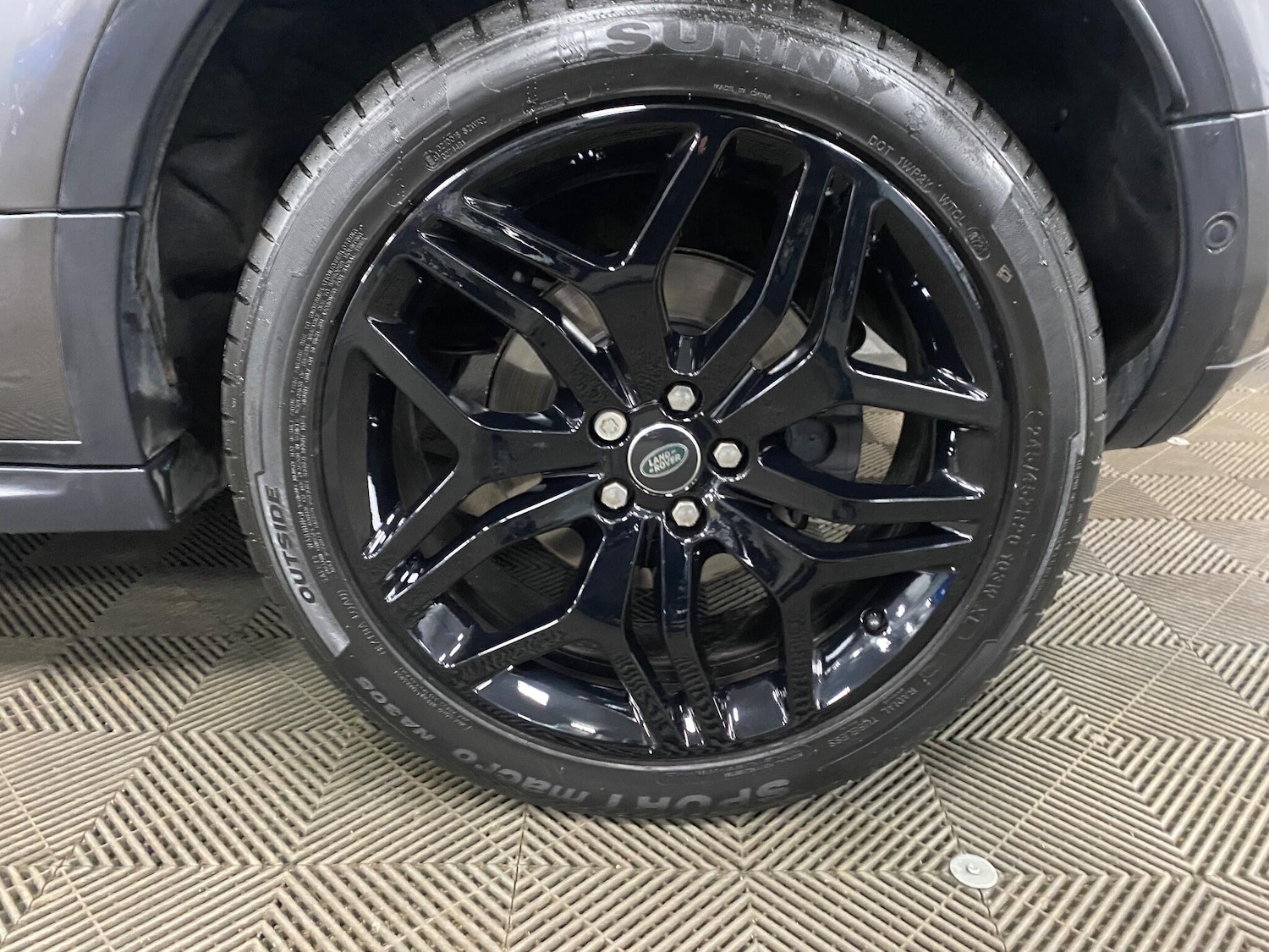 Used Land Rover Range Rover Evoque 2017 for sale - 76597393: Photo 51