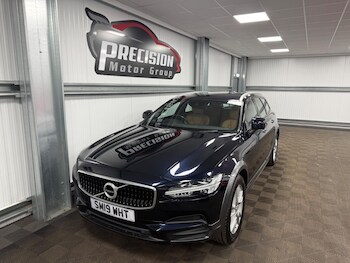 Used Volvo V90 Cross Country 2019 for sale - 78319069: Photo