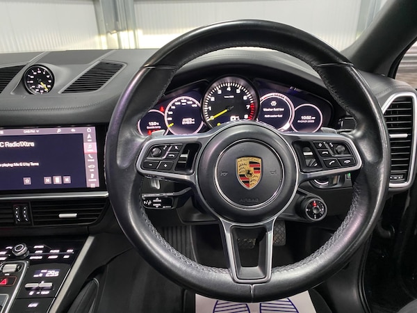 Used Porsche Cayenne 2020 for sale - 74020389: Photo 35