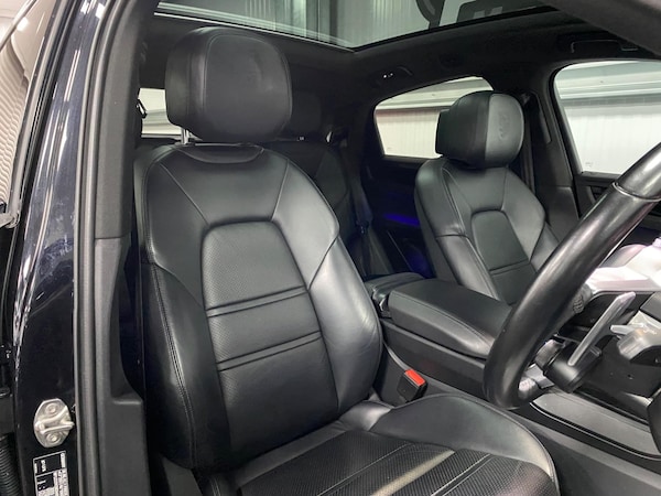 Used Porsche Cayenne 2020 for sale - 74020389: Photo 37