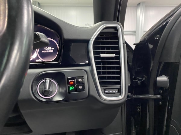 Used Porsche Cayenne 2020 for sale - 74020389: Photo 42