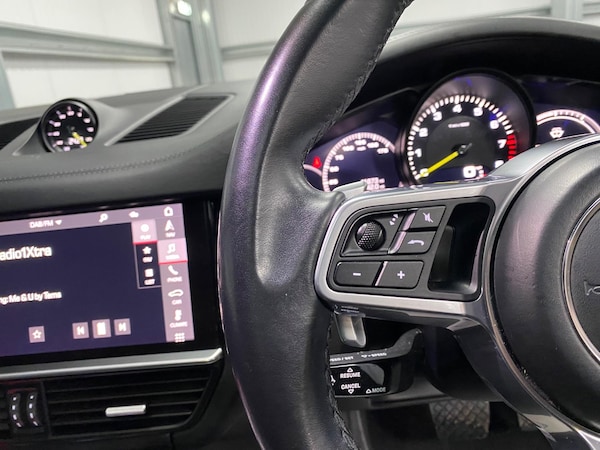 Used Porsche Cayenne 2020 for sale - 74020389: Photo 43