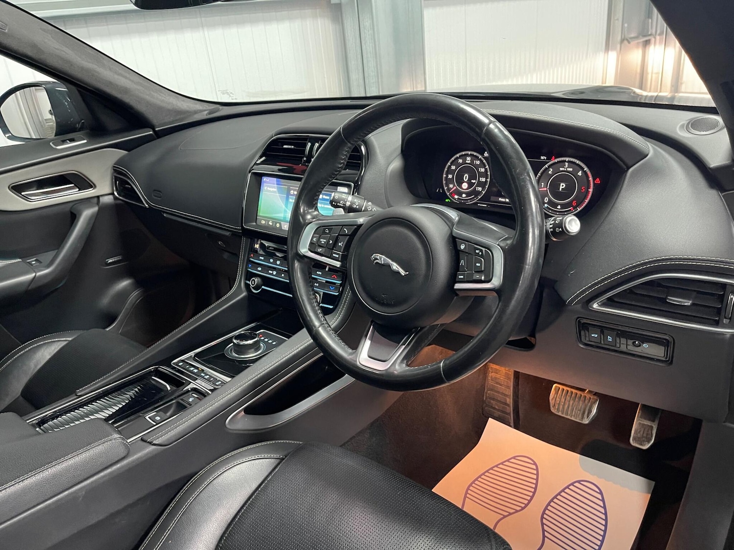 Used Jaguar F-Pace for sale - 78127947: Photo 27