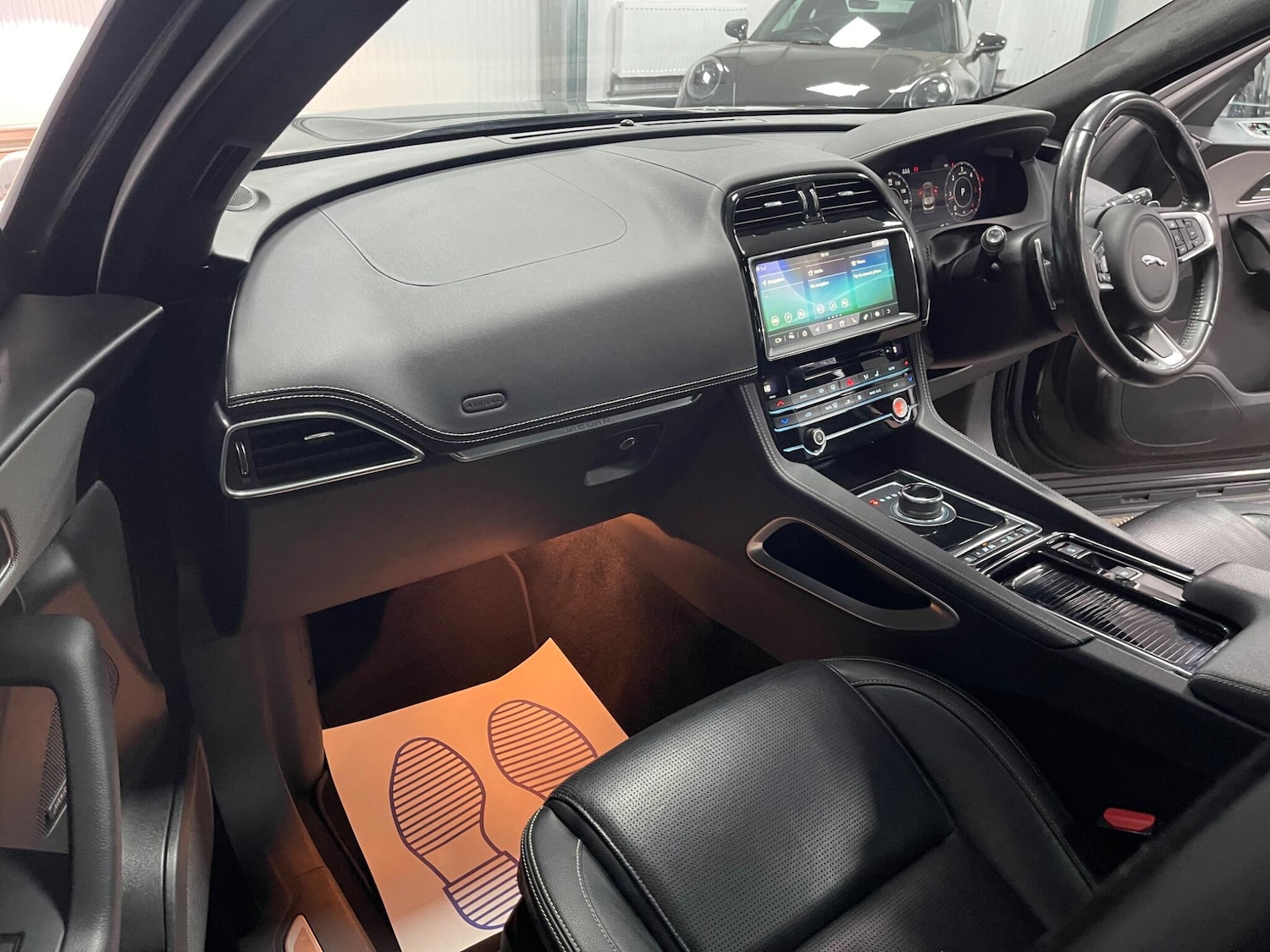 Used Jaguar F-Pace for sale - 78127947: Photo 31