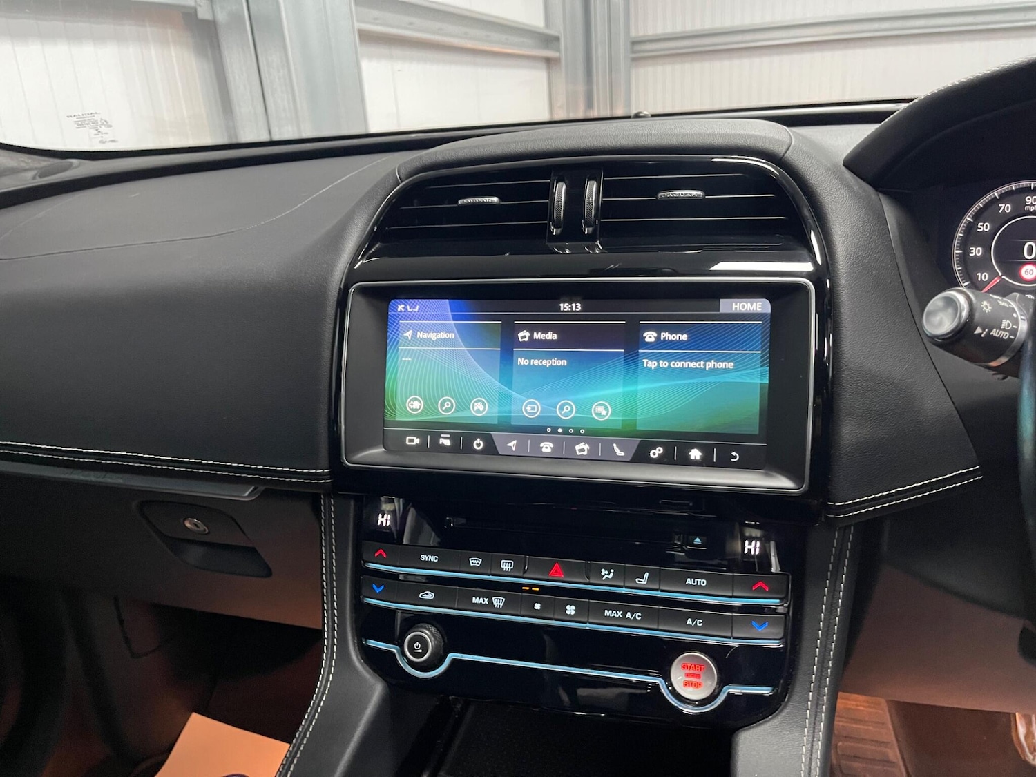 Used Jaguar F-Pace for sale - 78127947: Photo 34